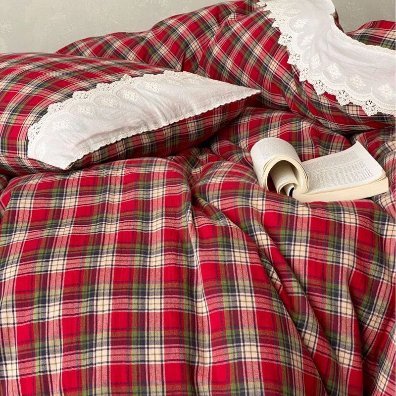 Vintage Red Checkered Bedding Set Collection