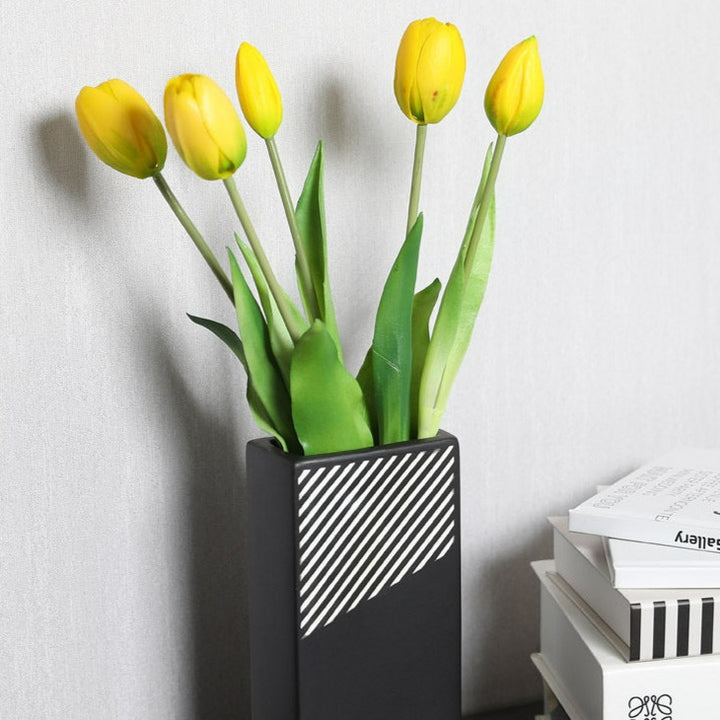 Black & White Abstract Vase Collection