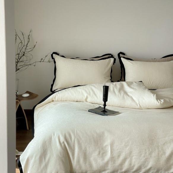 Black Lined Heart Bedding Set