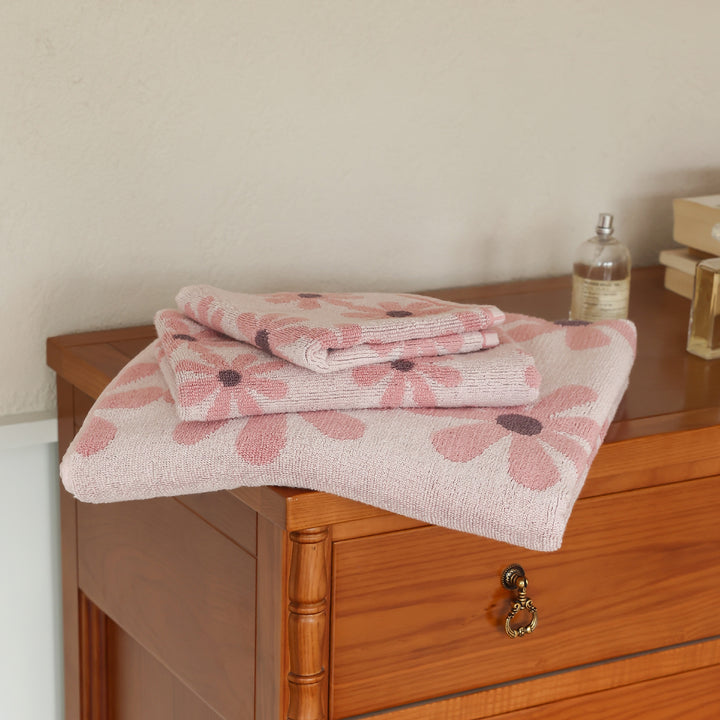 Pink Daisy Cotton Towel