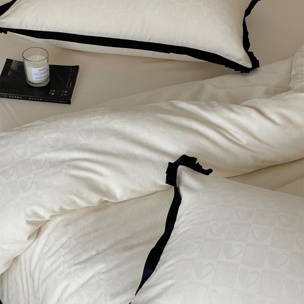 Black Lined Heart Bedding Set