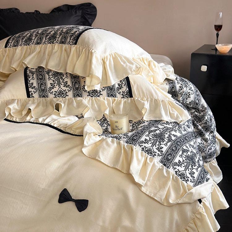 Nostalgic Baroque Bedding Set