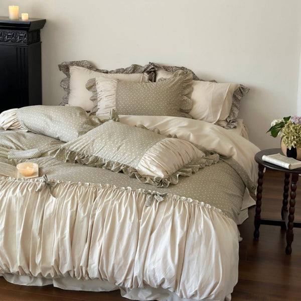Royal Retreat Bedding Ensemble
