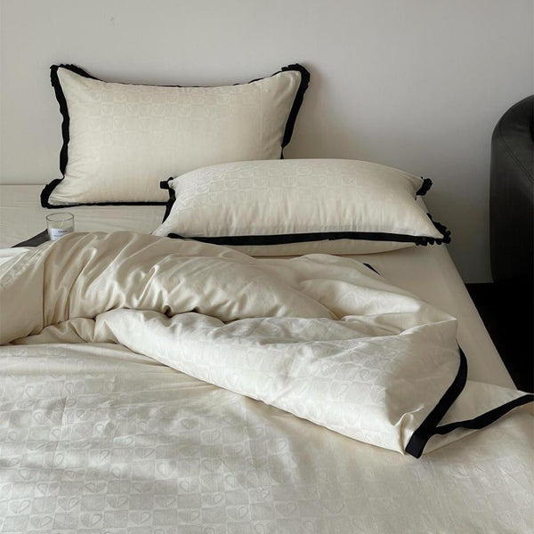 Black Lined Heart Bedding Set