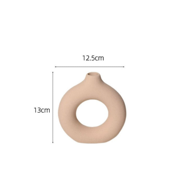 Opulent Interlocking Rings Vase