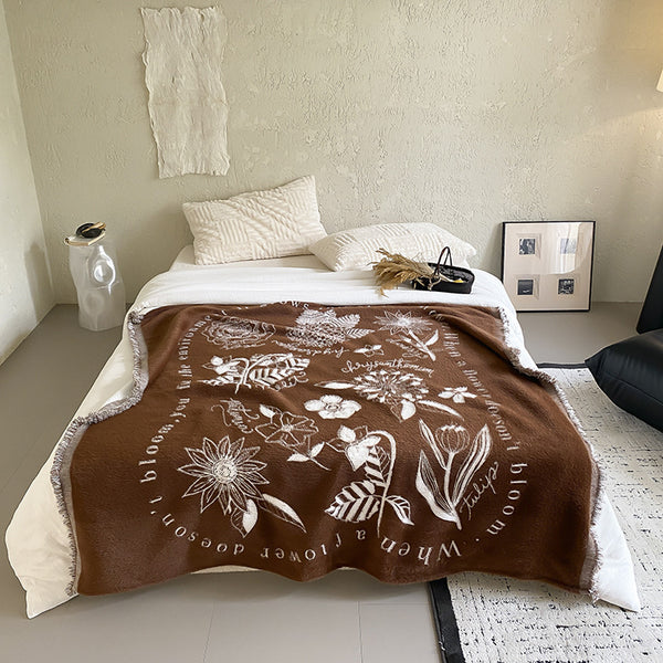 Nature-Inspired Sherpa Throw Blanket