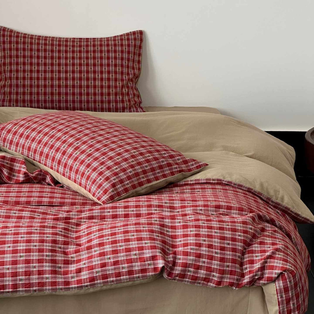 Vintage Red Checkered Bedding Set Collection