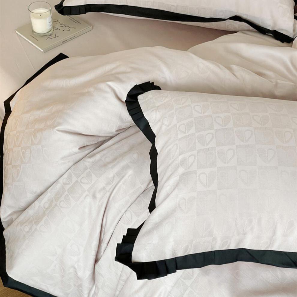 Black Lined Heart Bedding Set