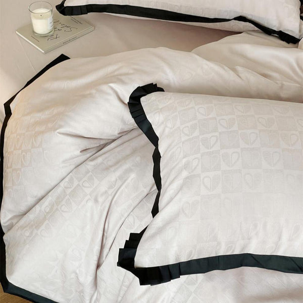 Black Lined Heart Bedding Set
