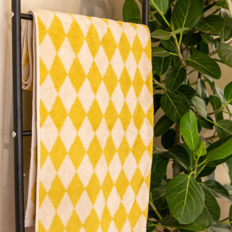 Queen of Diamonds Towel Collection-Delicors- yellow