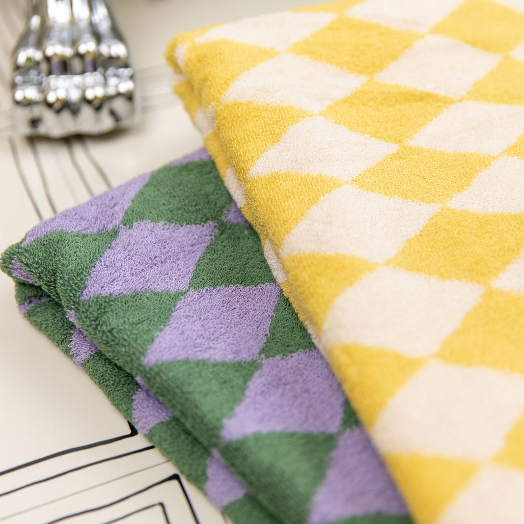 Queen of Diamonds Towel Collection-Delicors