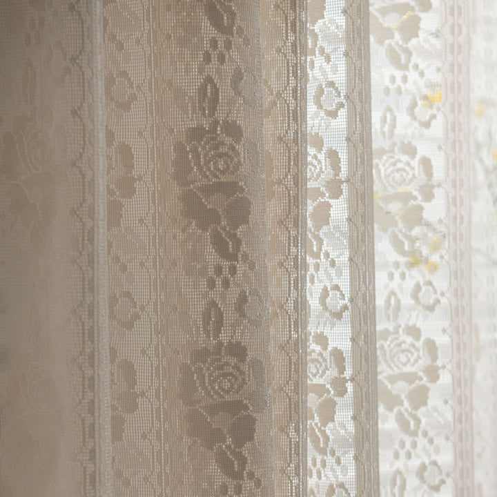 Romantic Lace Curtain -- Delicors