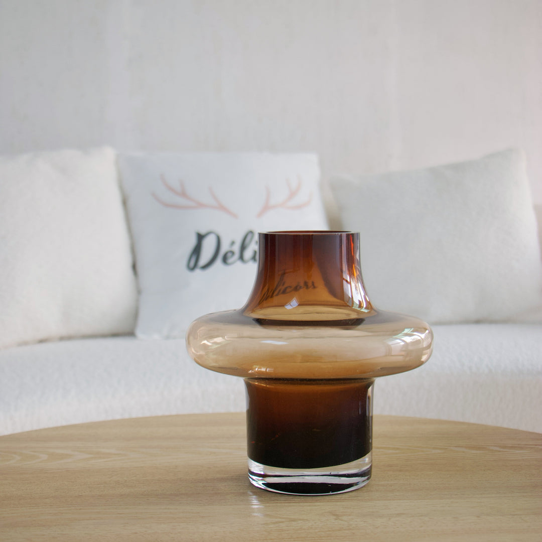 Sleek Line Glass Vase