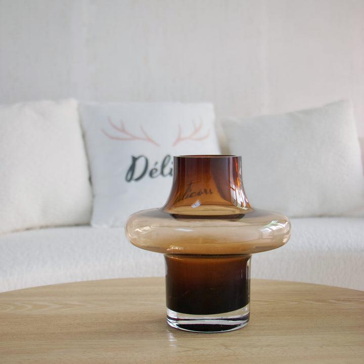 Sleek Line Glass Vase