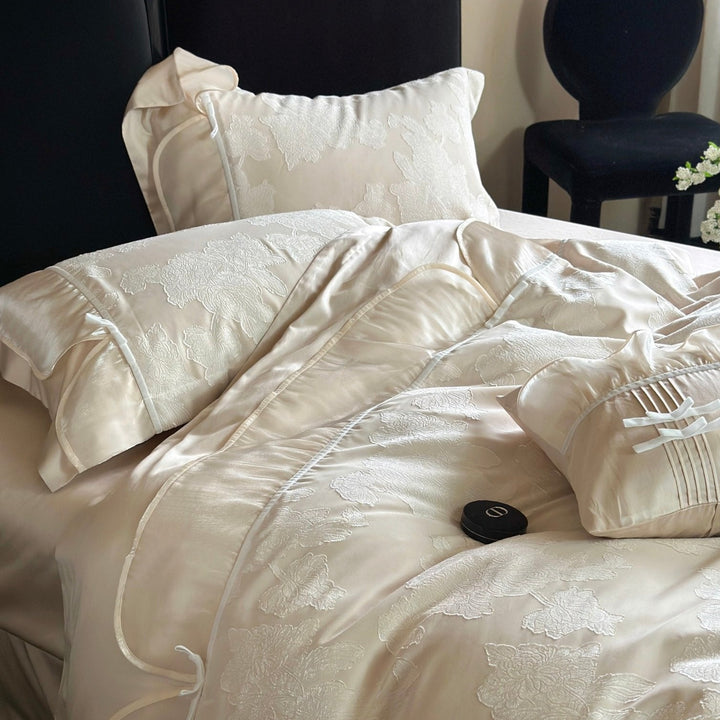 Rose Relief Bedding Set