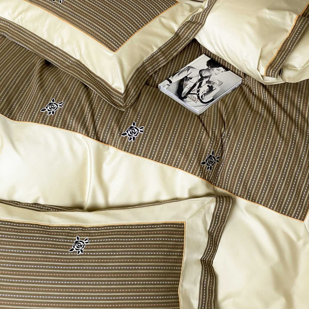 Melody of Roses Bedding Set