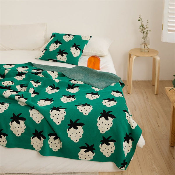 Berry-Licious Comfort Blanket -Throw- Delicors