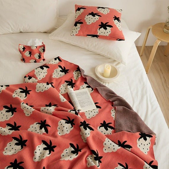 Berry-Licious Comfort Blanket -Throw- Delicors