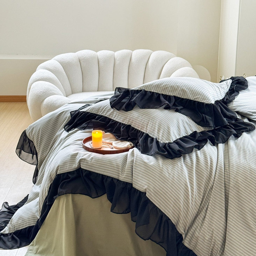 Black Lace Ruffle Bedding Set - Bedding - Delicors