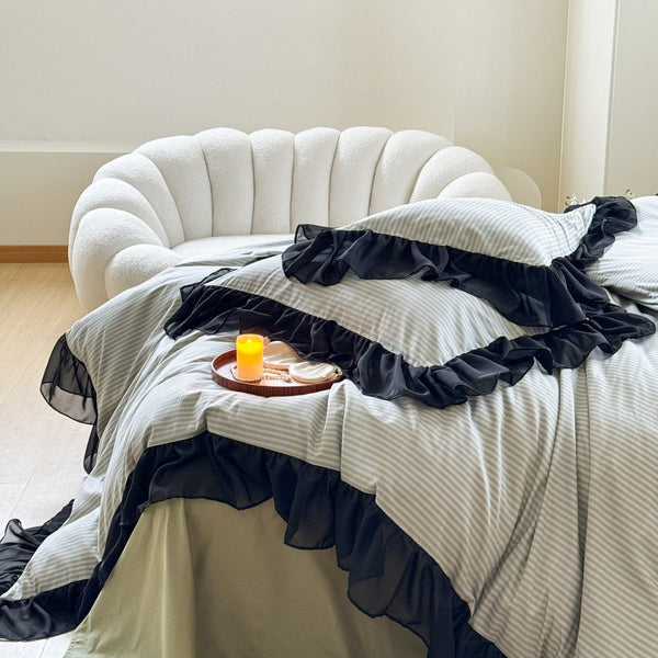 Black Lace Ruffle Bedding Set - Bedding - Delicors