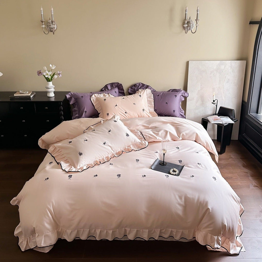 Black Rose Ruffle Bedding Set - Bedding - Delicors