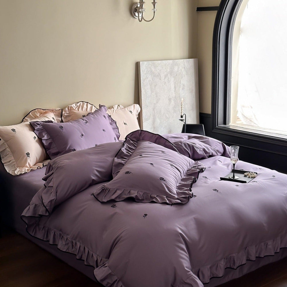Black Rose Ruffle Bedding Set - Bedding - Delicors