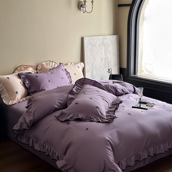 Black Rose Ruffle Bedding Set - Bedding - Delicors