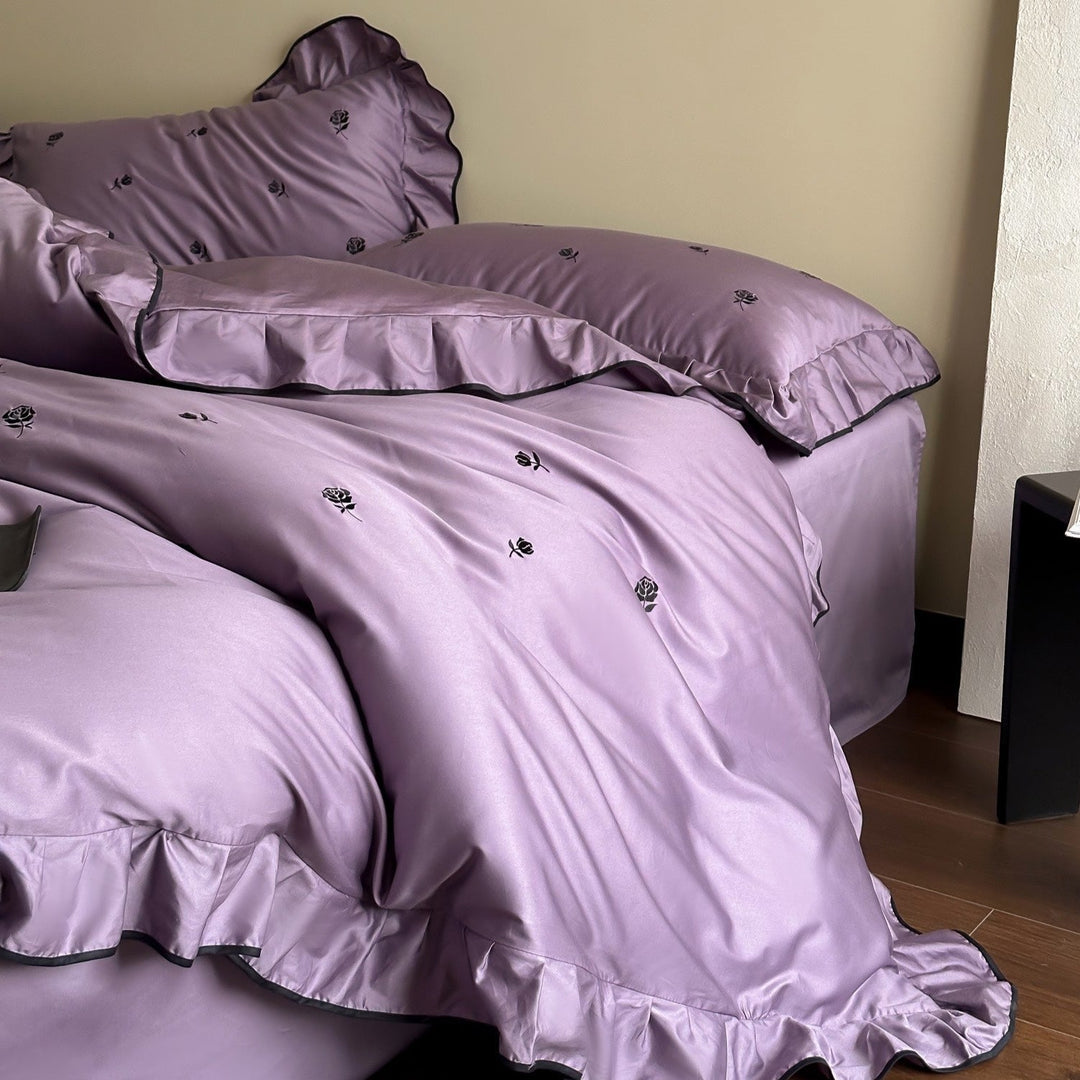 Black Rose Ruffle Bedding Set - Bedding - Delicors