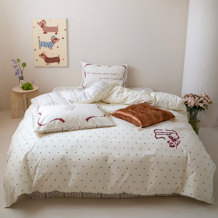 Crisp White Spot Bedding Set