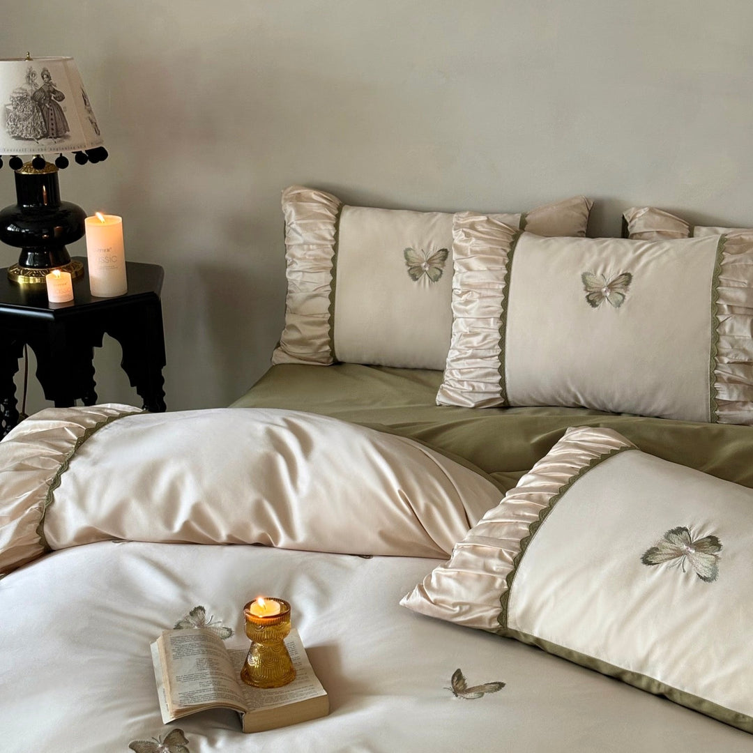 Fluttery Butterflies Bedding Set