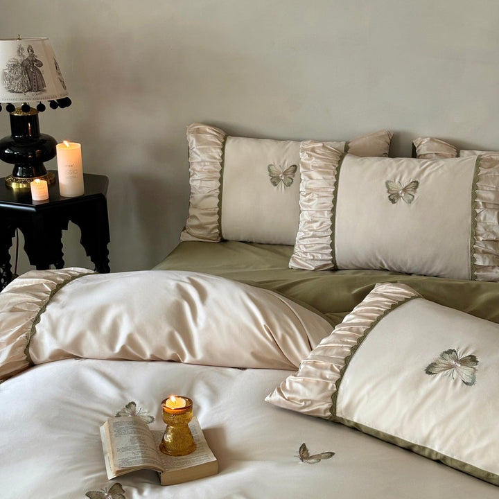 Fluttery Butterflies Bedding Set
