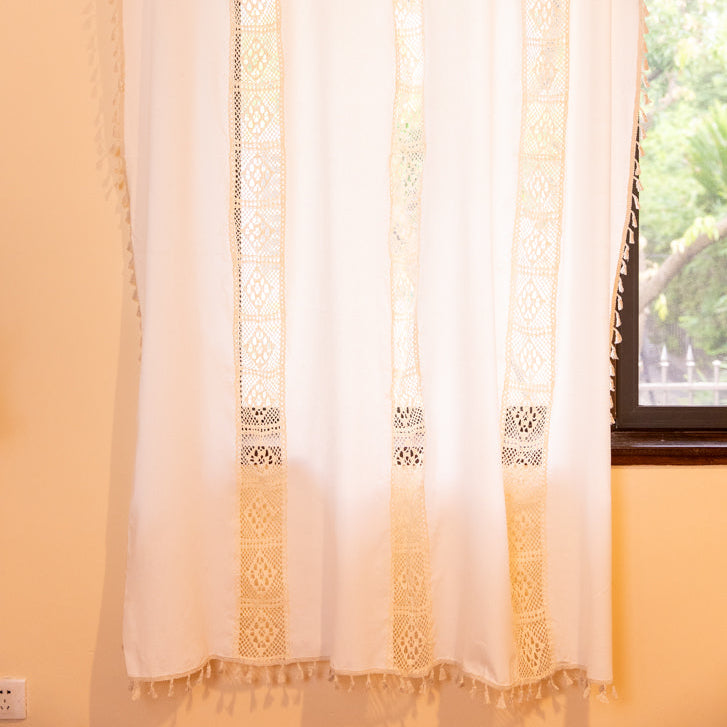 Alina Lace Curtain -- Delicors
