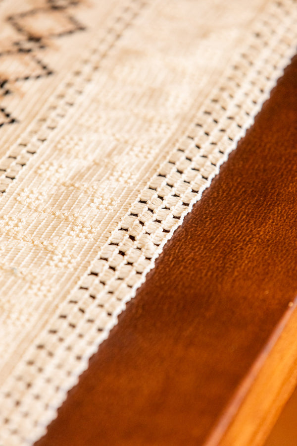 Aztec Woven Table Runner -- Delicors
