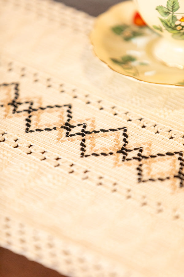 Aztec Woven Table Runner -- Delicors