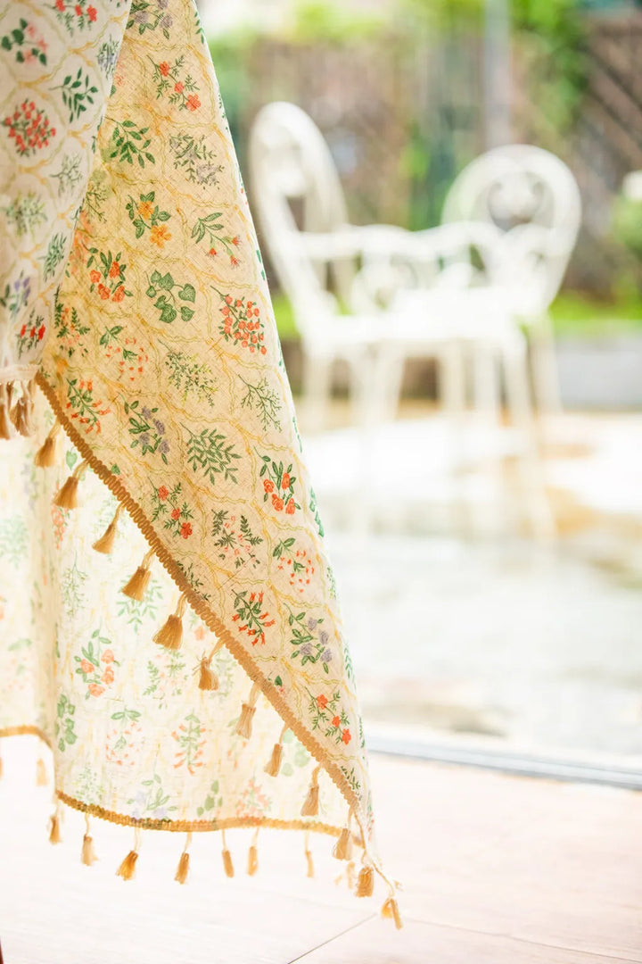Blossom Spring Table Cloth