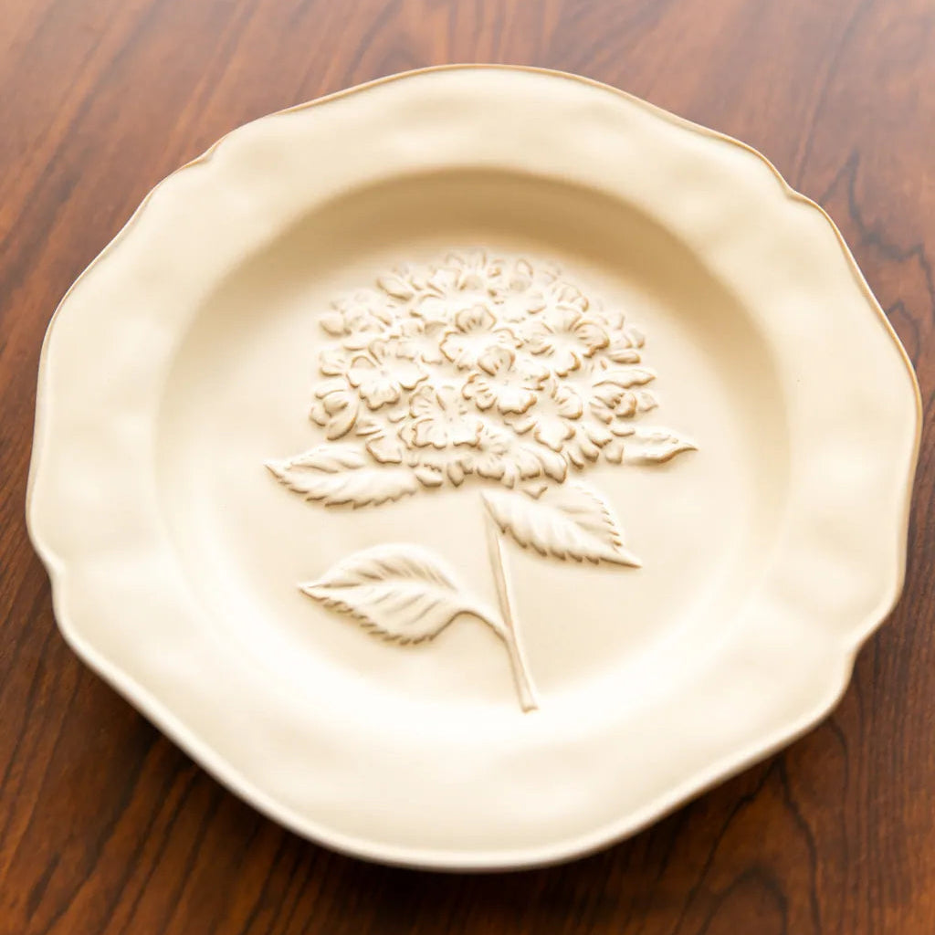 Botanical Embossed Plate 8.5Inch Hydrangea Plate - Delicors