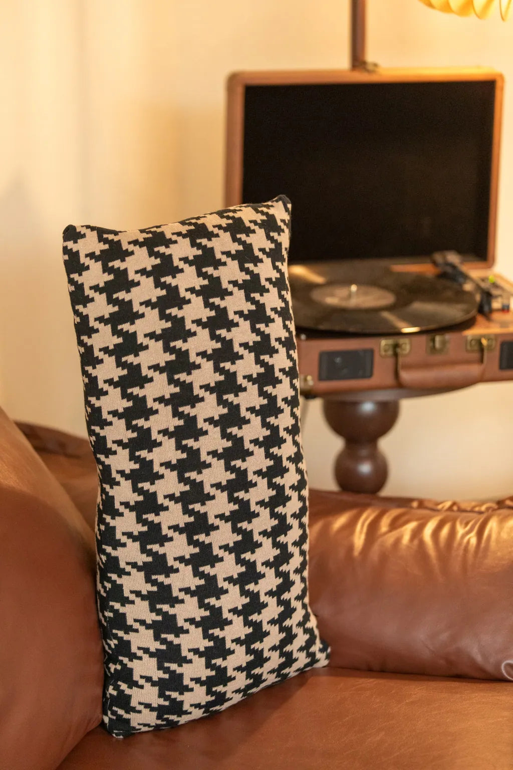 Classic Houndstooth Cushion RectangleBrown - Delicors