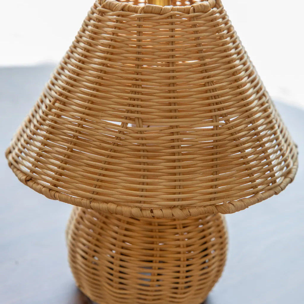 Cottage Rattan Glow Lamp - Delicors
