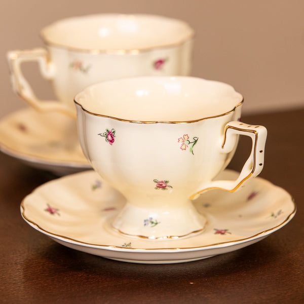 Country Side Tea Cup and Pot - Delicors