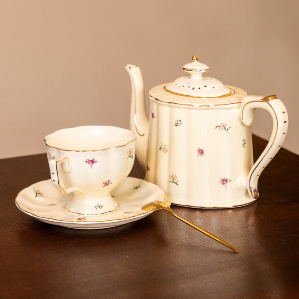 Country Side Tea Cup and Pot - Delicors