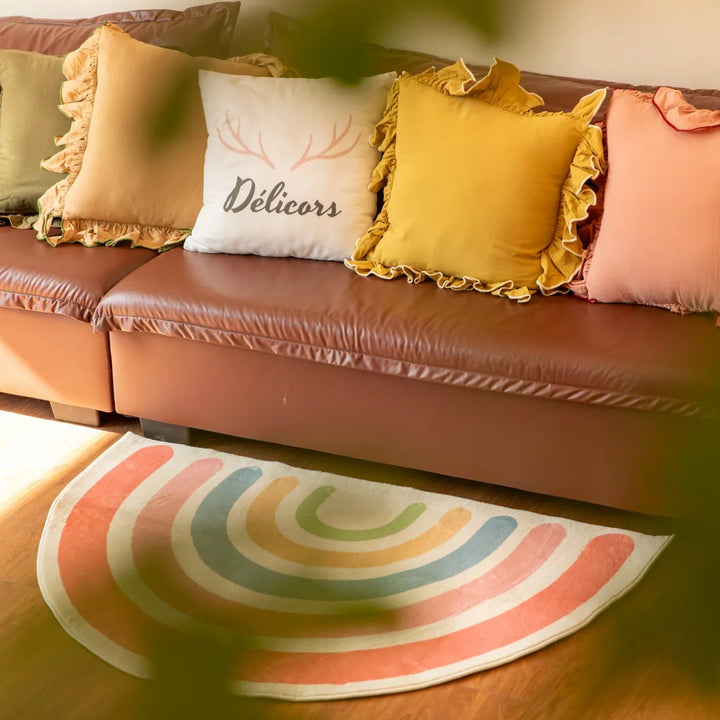 Cozy Ruffle Cushion - Delicors