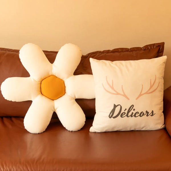Daisy Flower Whopee Cushion - Delicors
