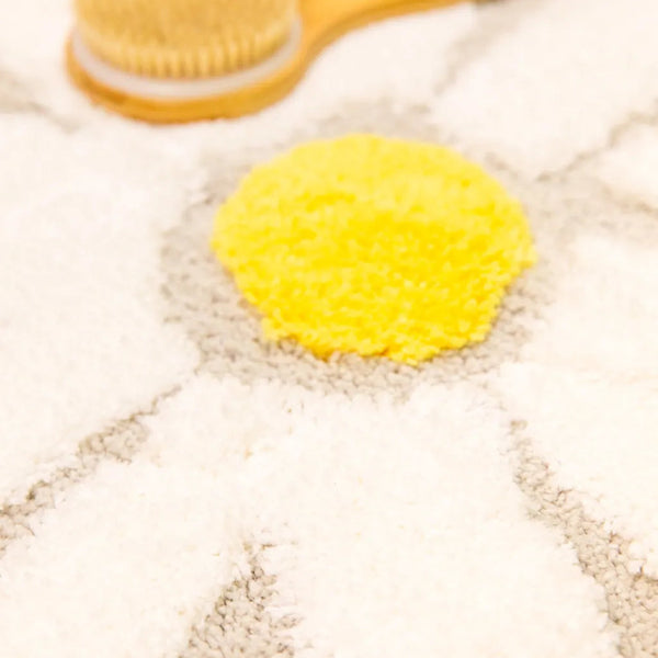 Daisy Petal Bath Mat - Delicors
