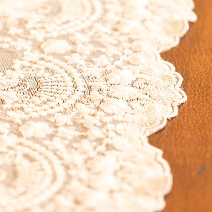 Decadent Flower Lace Table Runner - Delicors