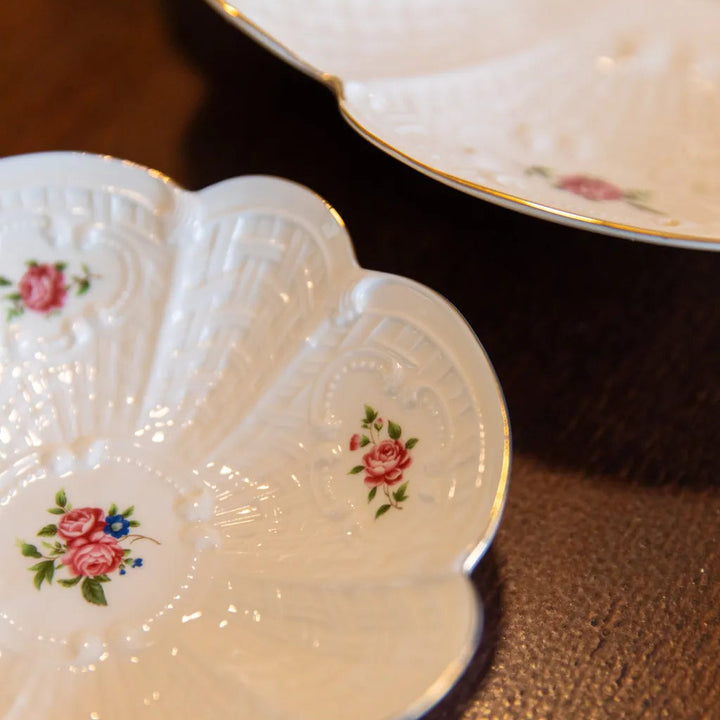 Floral Plate - Delicors