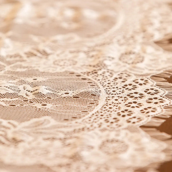 French Lace Table Runner - Delicors