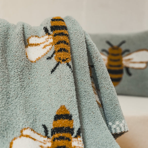 Gold Bee Blanket & Cushion - Delicors