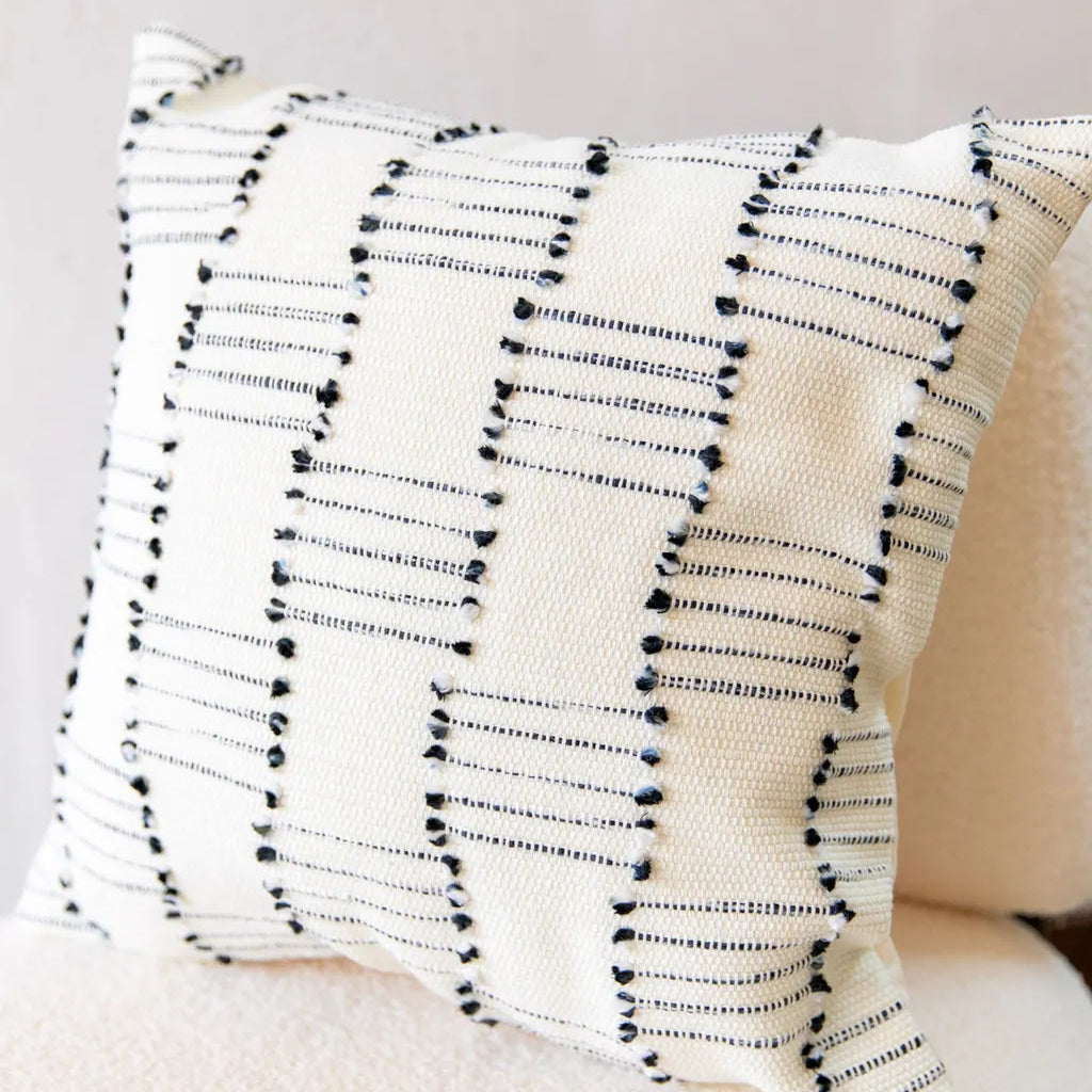 Moroccan Tassel Cushion - Delicors