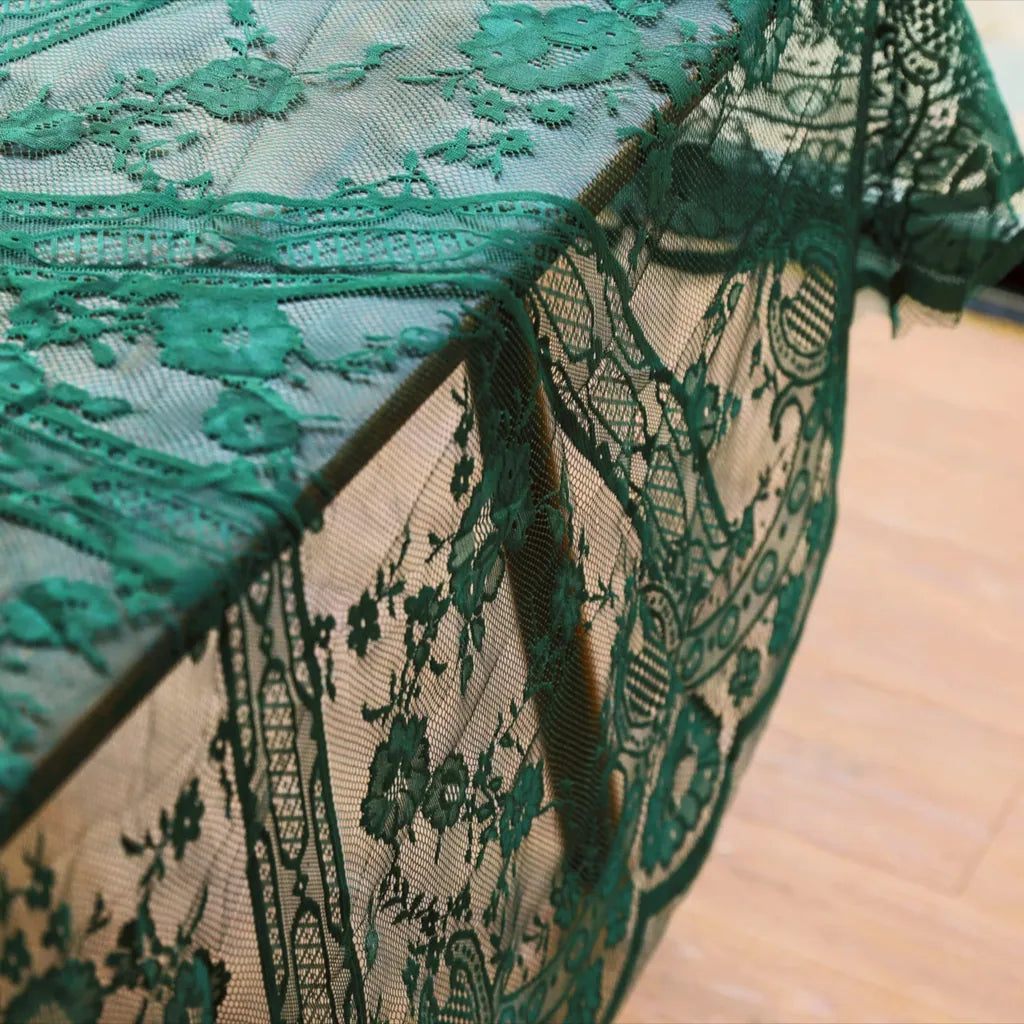 Moss Adventure Lace Round Table Cloth