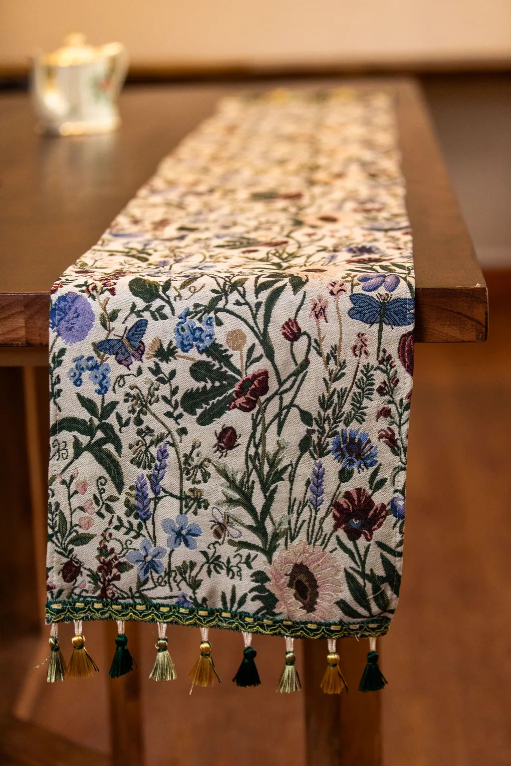Nature's Letter Table Runner - Delicors